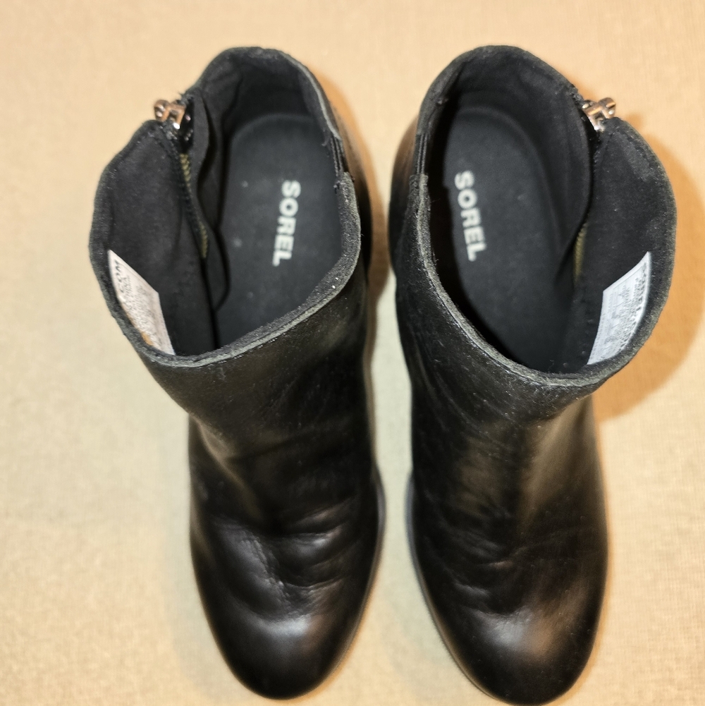 Sorel Joan of Arctic II Black Wedge Leather Ankle Boots size 7 - Picture 6 of 9